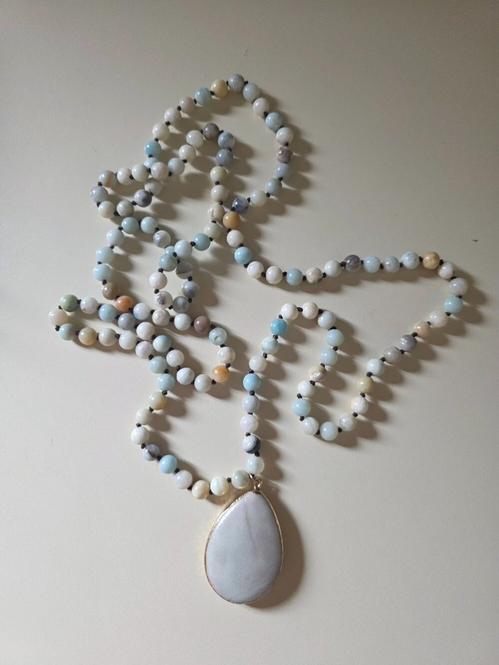 ​Unisex White Howlite Teardrop Pendant Mala Necklace - Amazonite & Jasper Beads